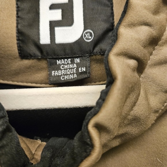 Golf Jacket - Picture 6 of 7